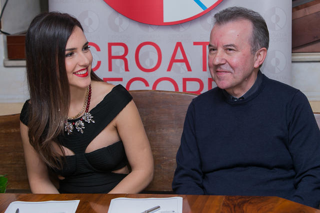 Lana Jurčević potpisivanje ugovora (26)