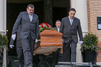 Kemal Monteno pogreb (57)