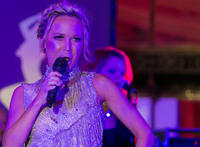 Maja Suput - Showgirl (55)